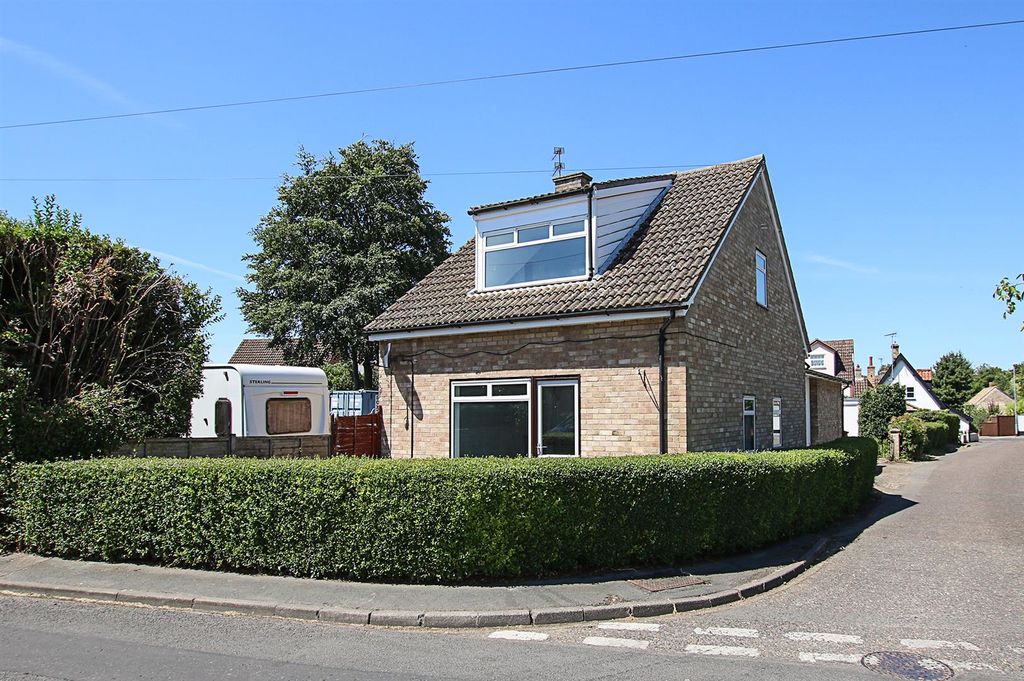 Property photo 1 of 17 Front.Jpg