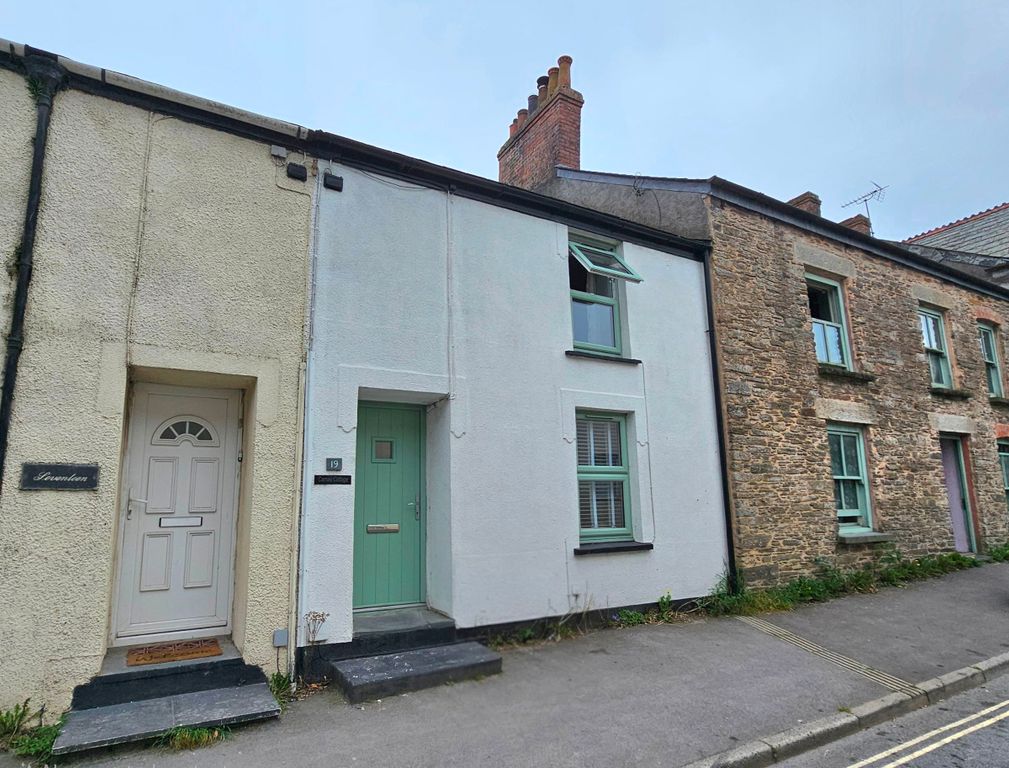 Property photo 1 of 12