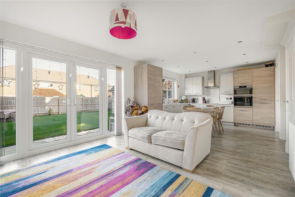 Property photo 3 of 30 16_69090.Jpg