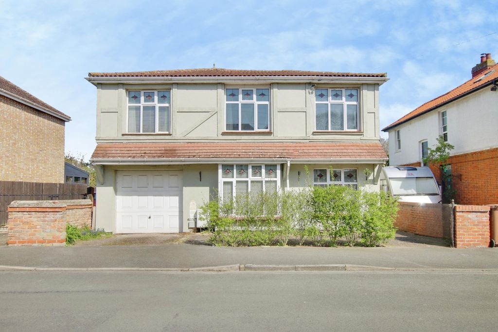 Property photo 1 of 20