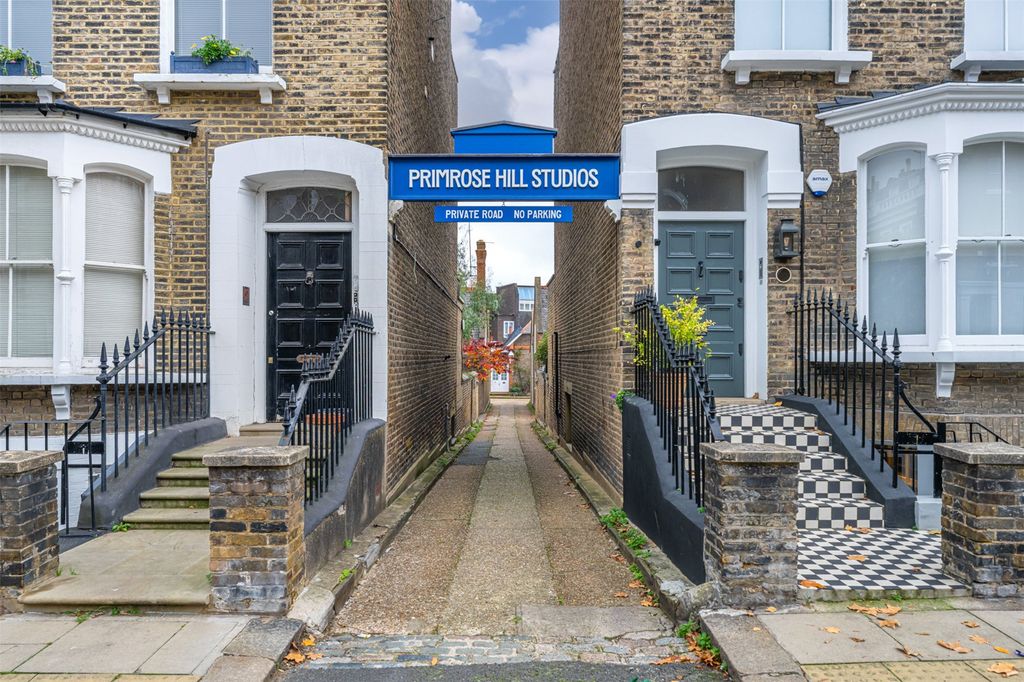 Property photo 3 of 16 Picture No. 33