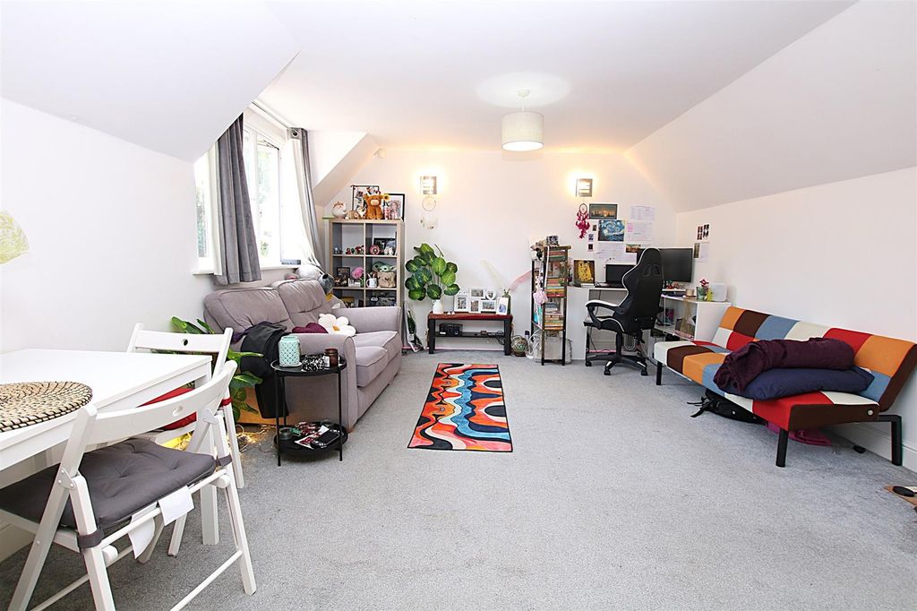Property photo 3 of 7 Img_6876.Jpg