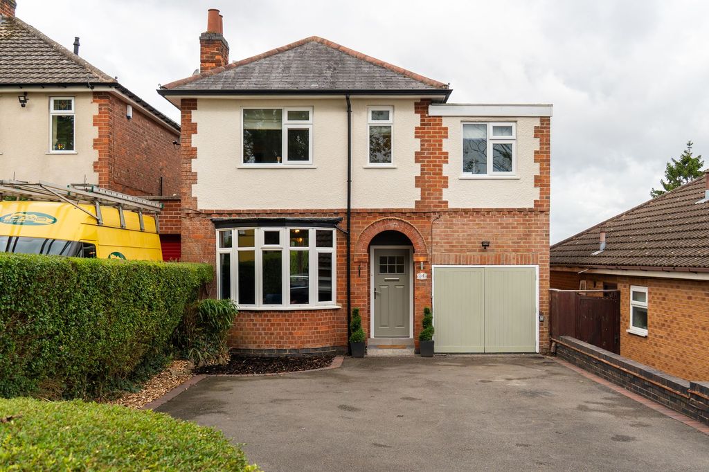 Property photo 1 of 31