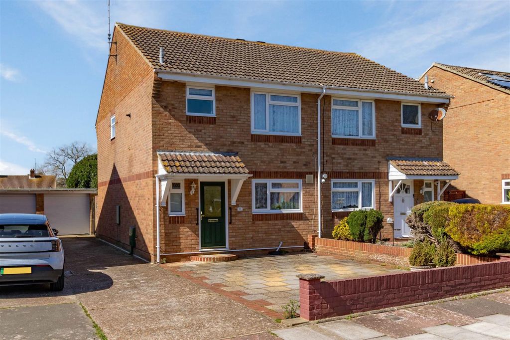 Property photo 1 of 15 Chippers Road Front Shot.Jpg