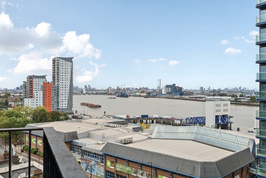 Property photo 2 of 19 View