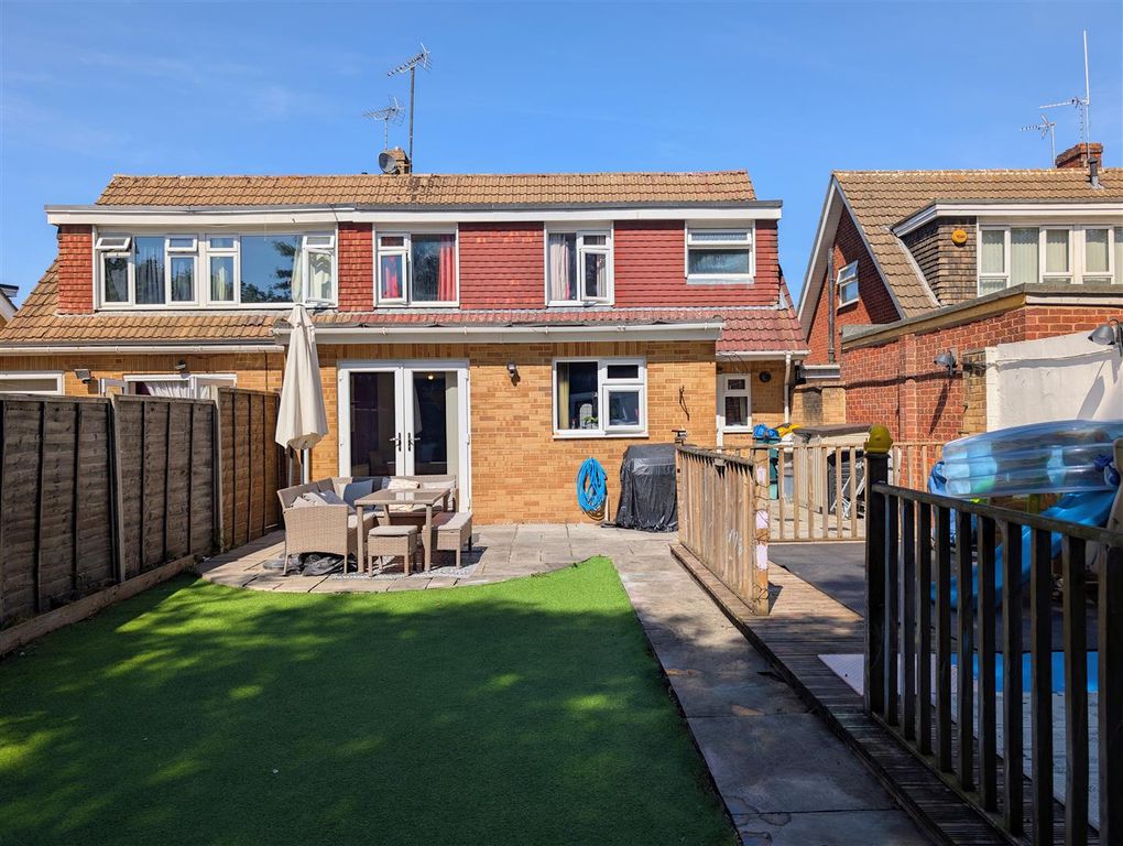Property photo 1 of 17
