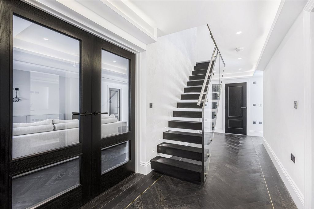 Property photo 2 of 24 Picture No. 42