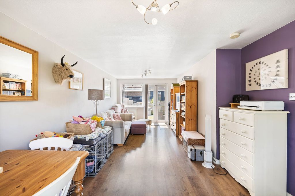 Property photo 2 of 14
