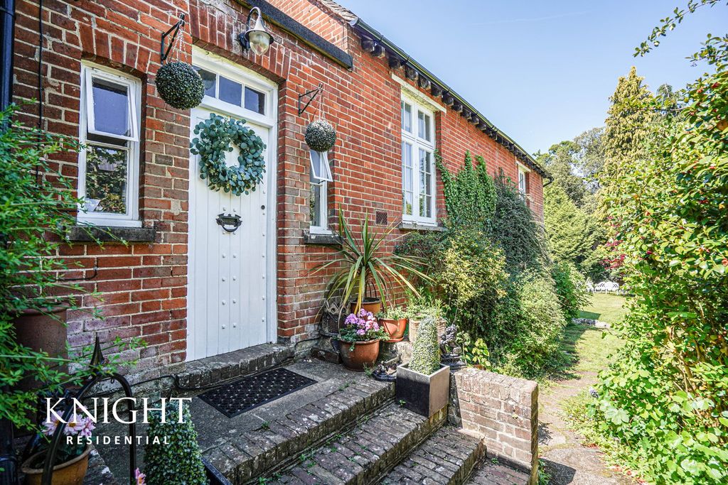 Property photo 1 of 35