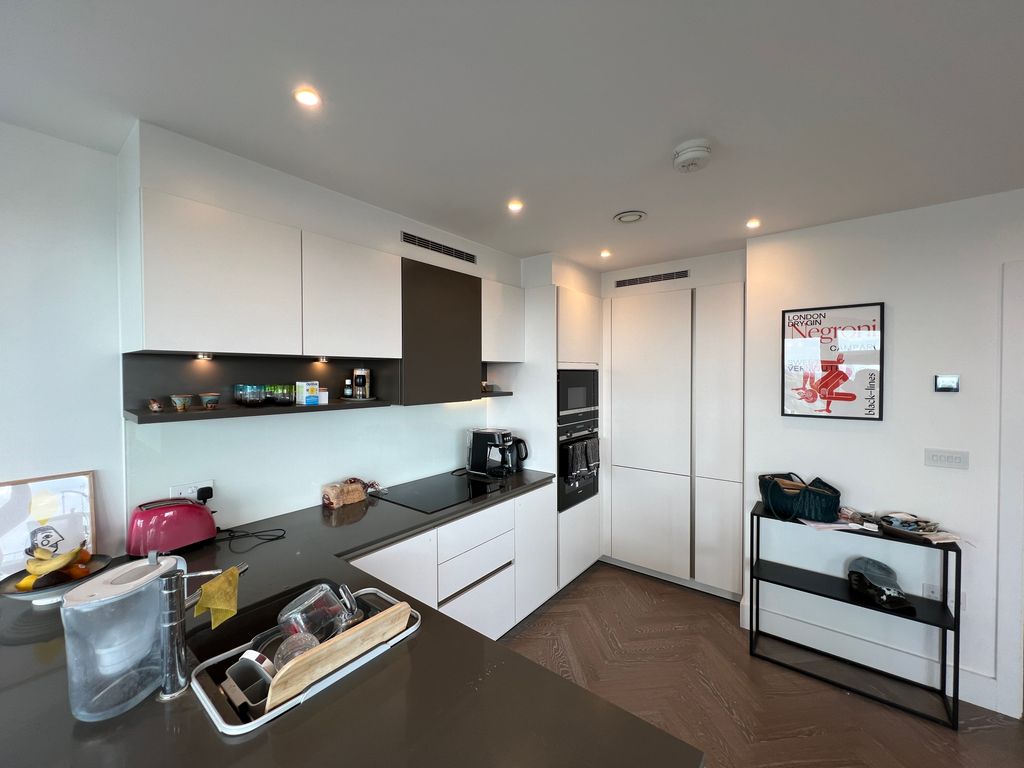 Property photo 1 of 40