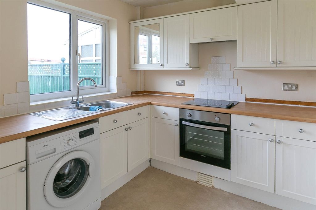 Property photo 1 of 12 Picture No. 26