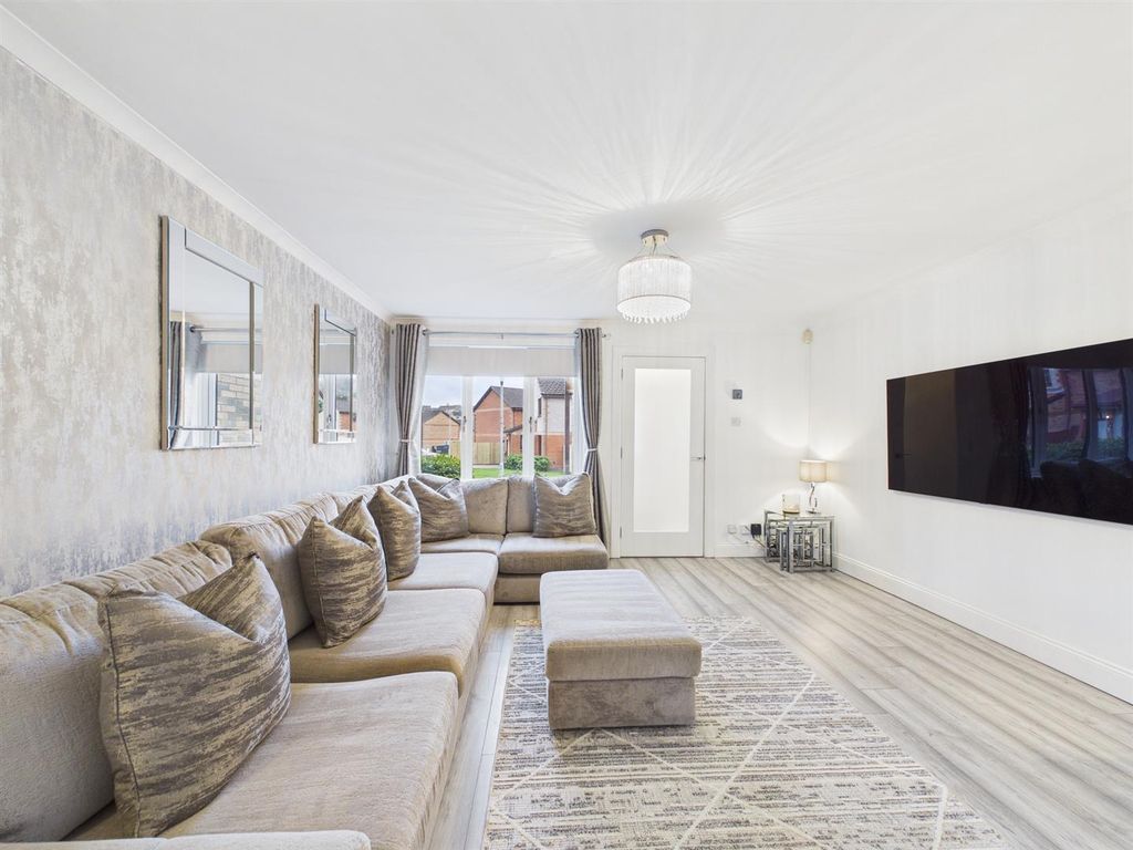 Property photo 3 of 19 Cam03782G0-Pr0260-Still007_Alt.Jpg