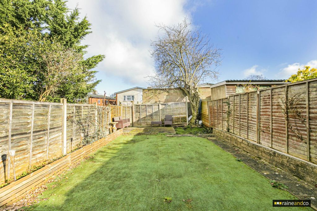 Property photo 2 of 15