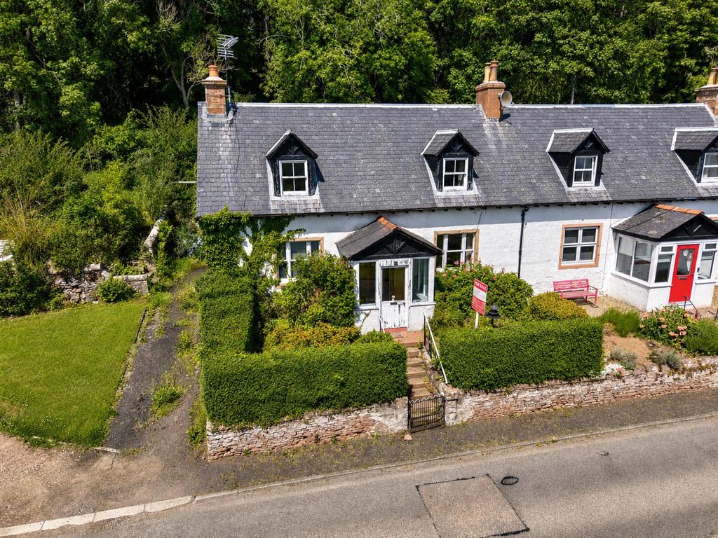Property photo 2 of 20 2 Craigton Cottage Kirriemuir-2.Jpg
