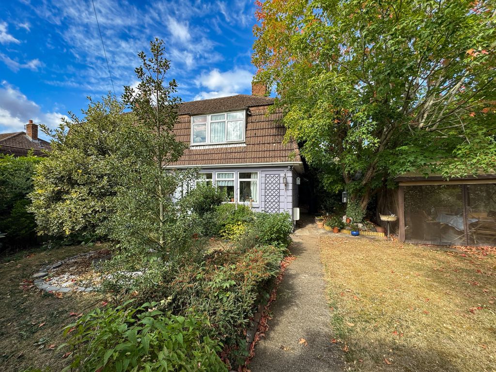 Property photo 1 of 12 Front
