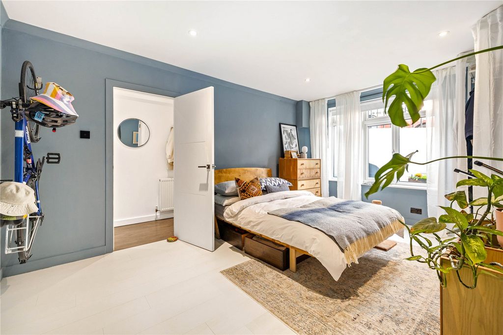 Property photo 2 of 10 Picture No. 02