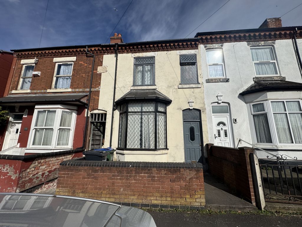 Property photo 1 of 12
