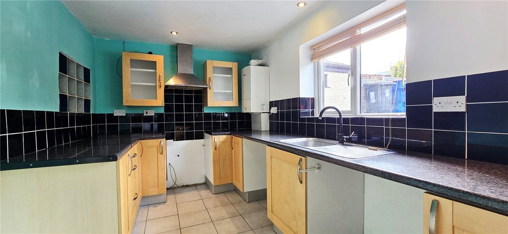 Property photo 3 of 20 Picture No. 24