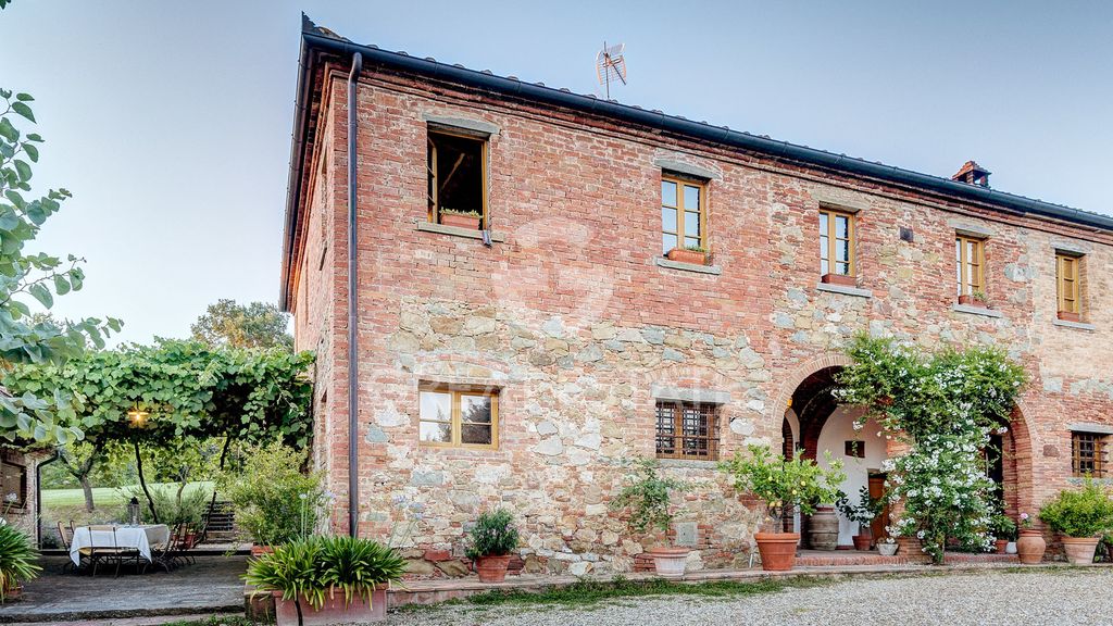 Property photo 1 of 52 Exteriors