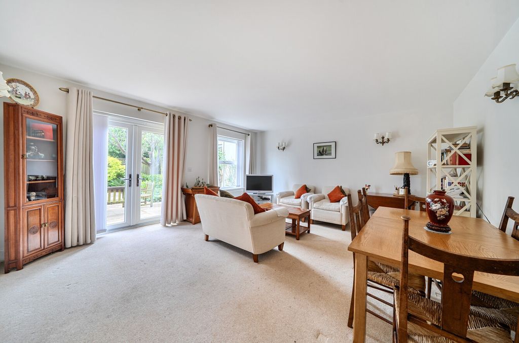 Property photo 3 of 19 1463387-16-6A0449...