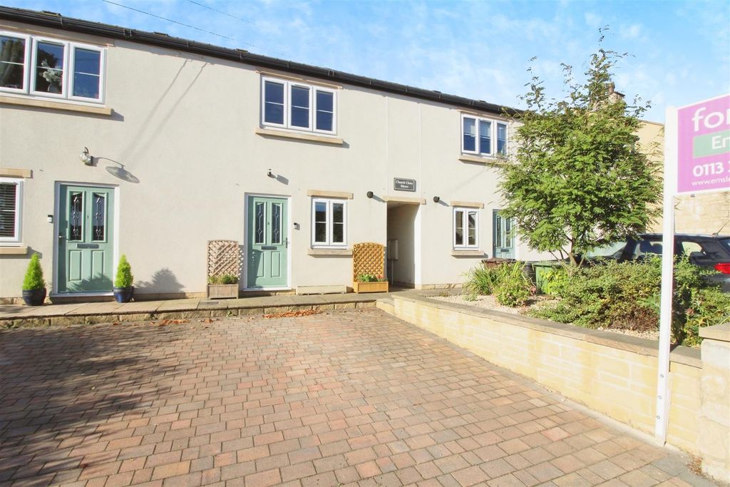 Property photo 1 of 14 Outside