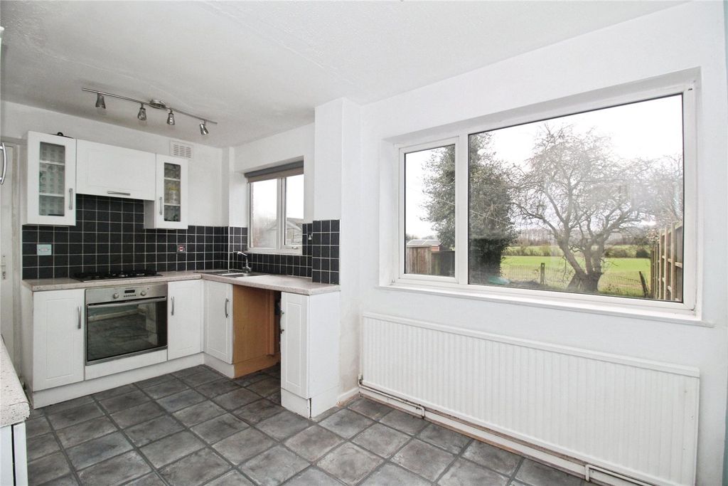 Property photo 3 of 11 Kitchen/Diner