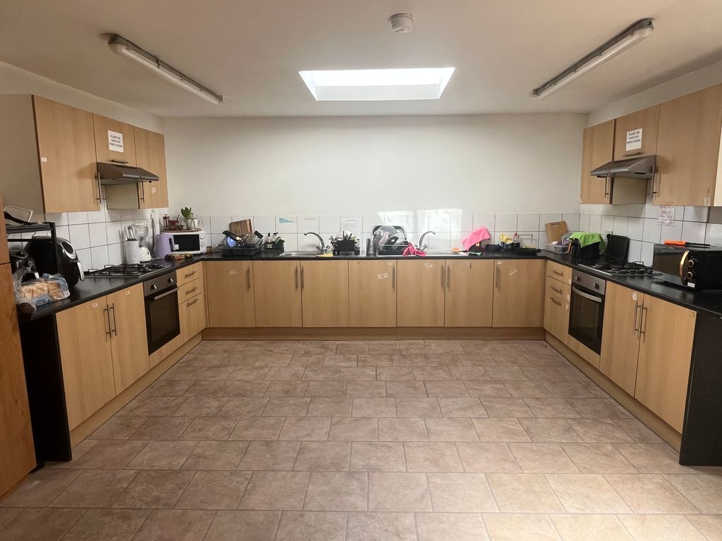 Property photo 3 of 4 HMO-03