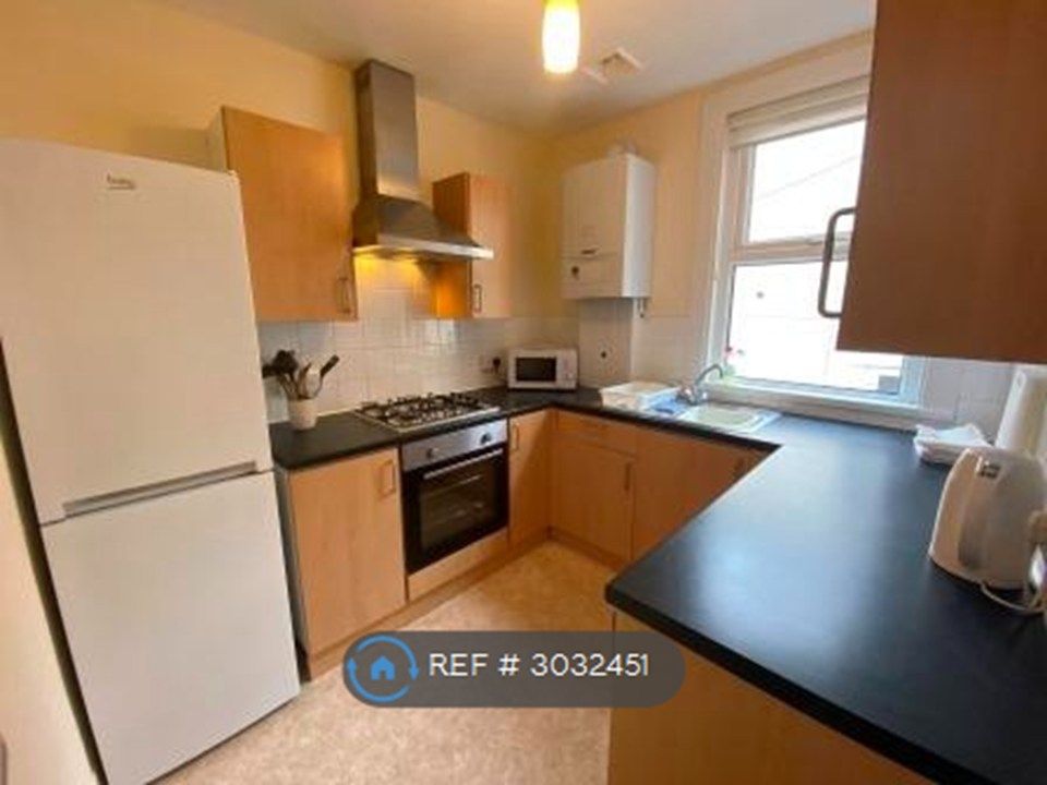 Property photo 2 of 10