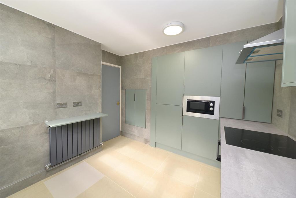 Property photo 3 of 22 Kitchen3.Jpg