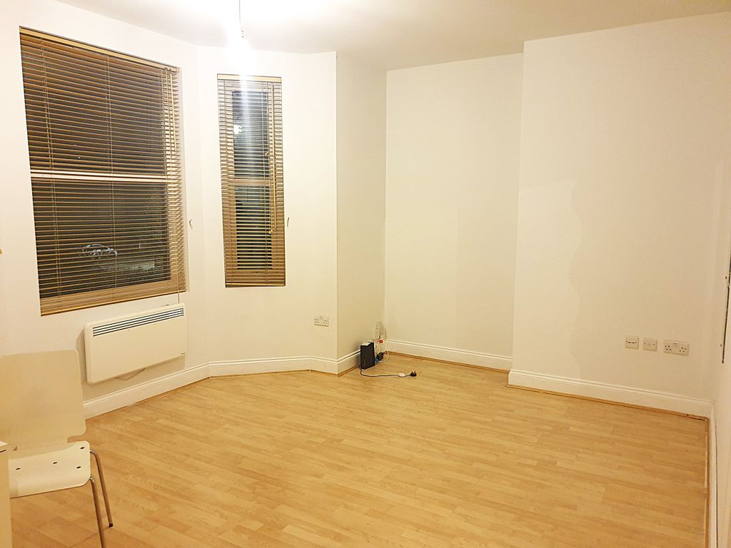 Property photo 3 of 7