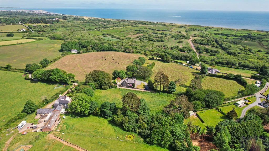 Property photo 2 of 40 Aerial