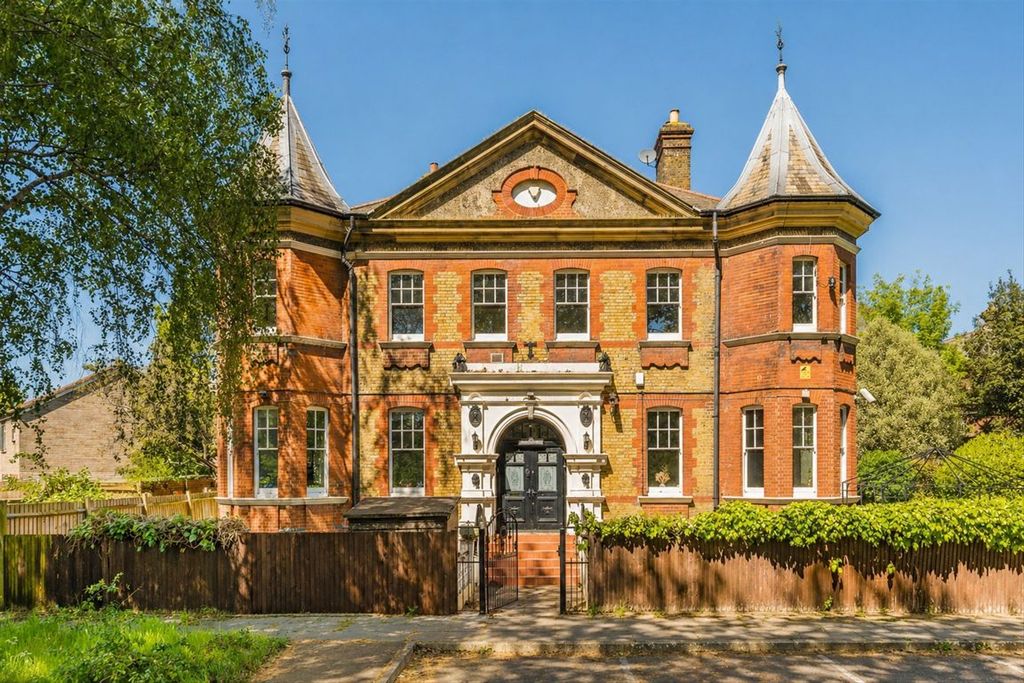 Property photo 1 of 7