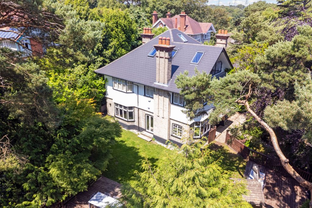 Property photo 3 of 29 Aerial
