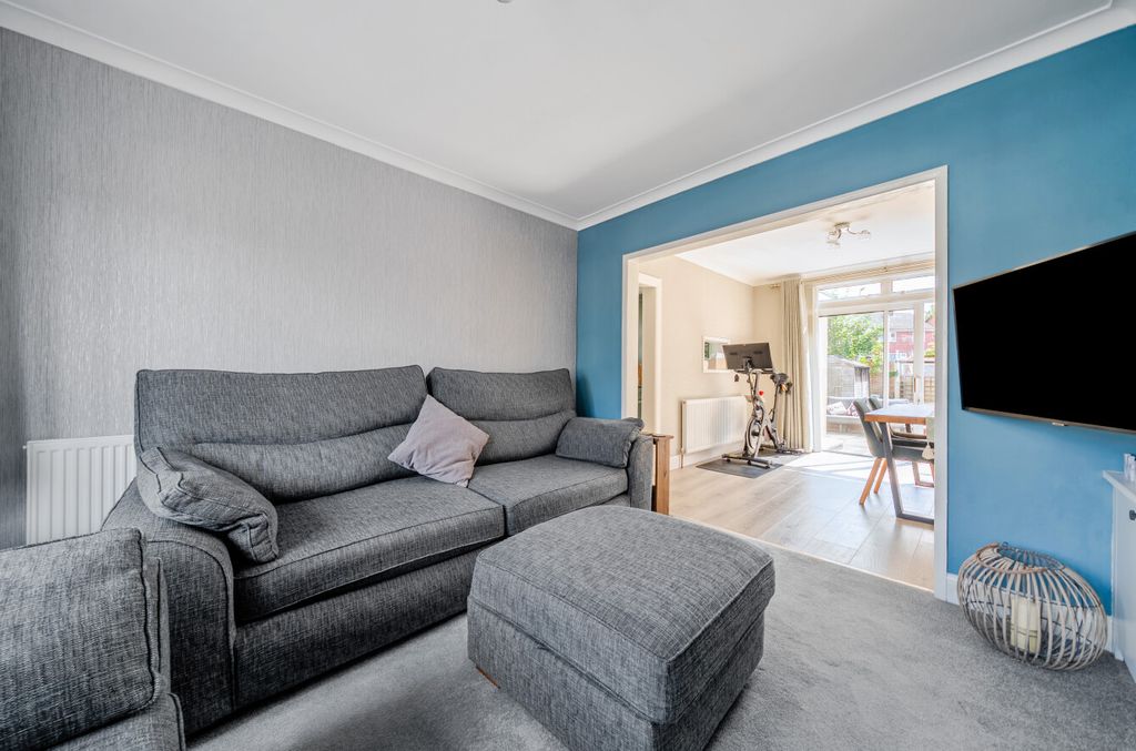Property photo 3 of 23 1488925-6-6A5A4c3...