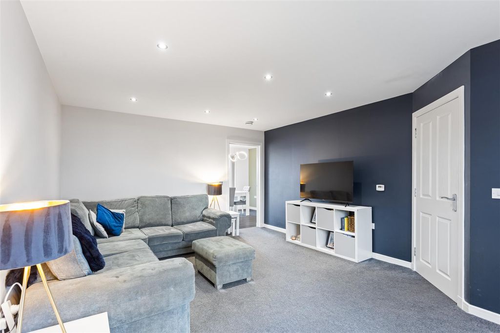 Property photo 2 of 35 3.Jpg