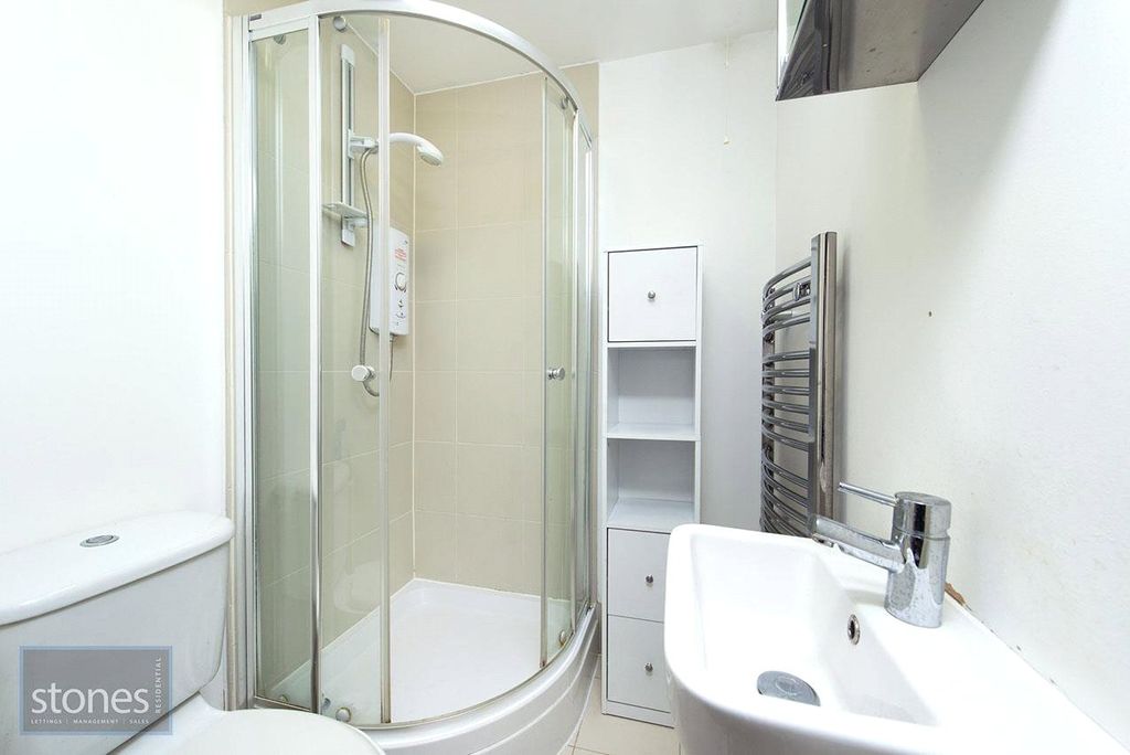Property photo 3 of 9 Shower Room
