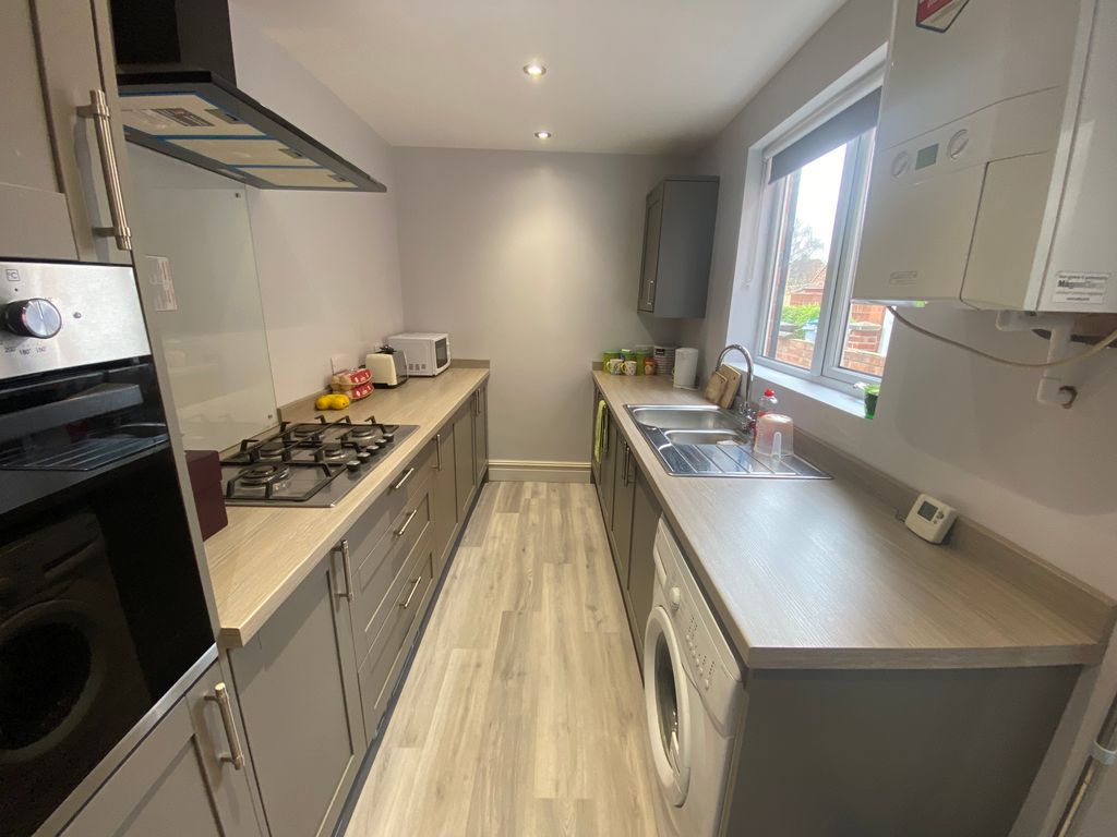 Property photo 3 of 13 Img_7618