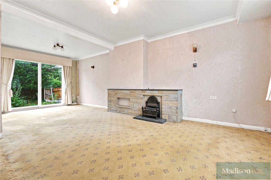 Property photo 2 of 36 Picture No. 09