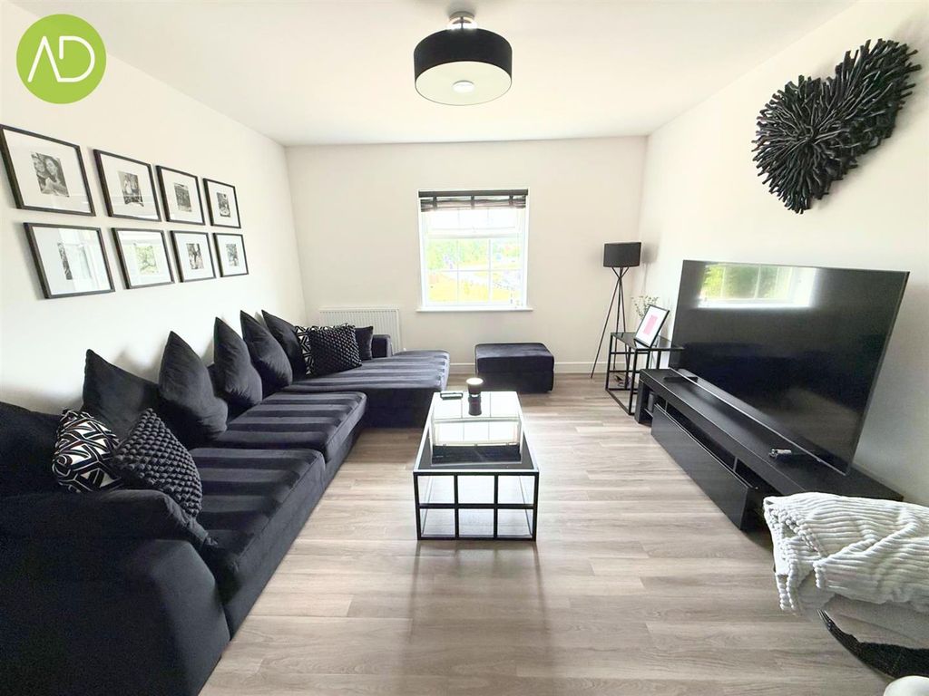 Property photo 2 of 14 7.Jpg