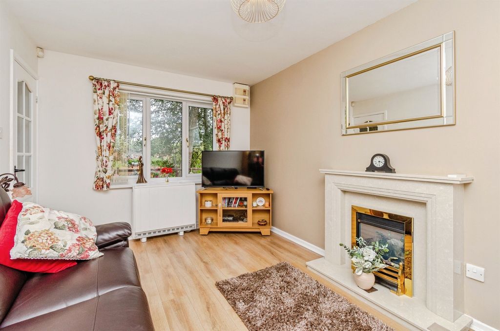 Property photo 3 of 14