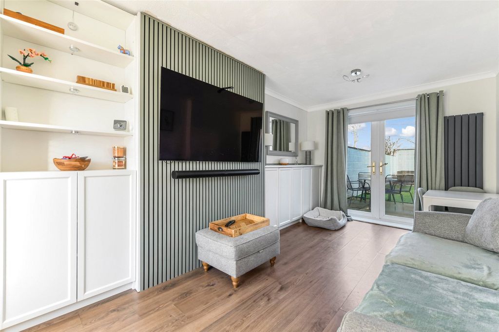 Property photo 2 of 20 Picture No. 22