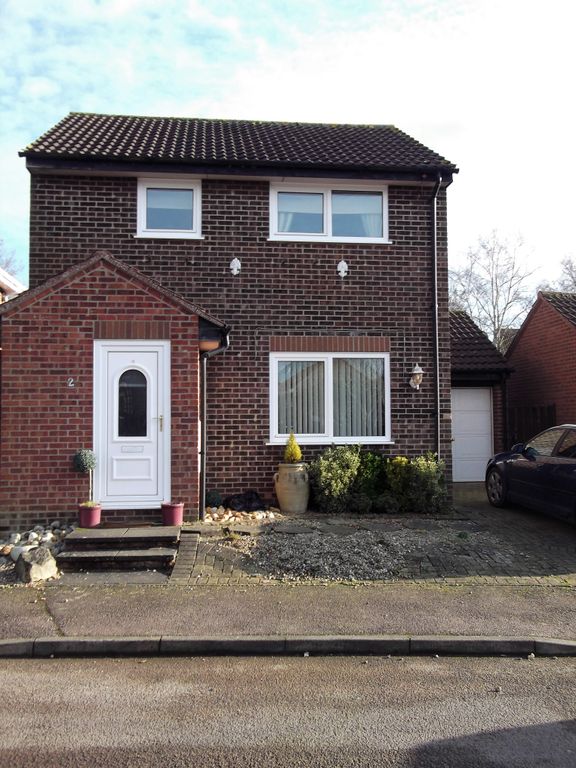 Property photo 1 of 11 Front