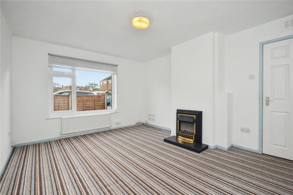 Property photo 3 of 17 Picture No. 10