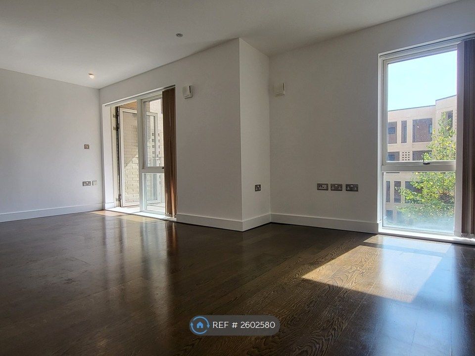 Property photo 1 of 19 Living Area