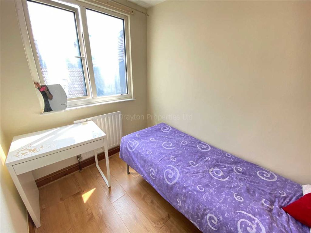 Property photo 1 of 6 Main Picture