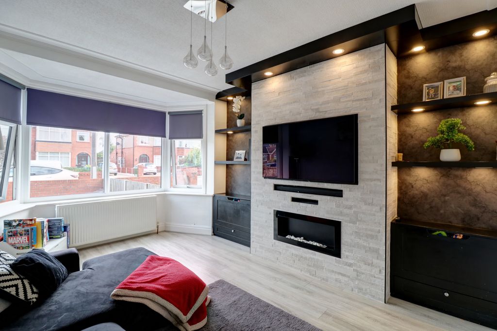 Property photo 2 of 22 Lounge 1.2