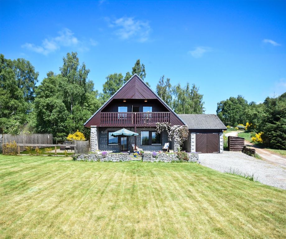 Property photo 1 of 30 Rossarden