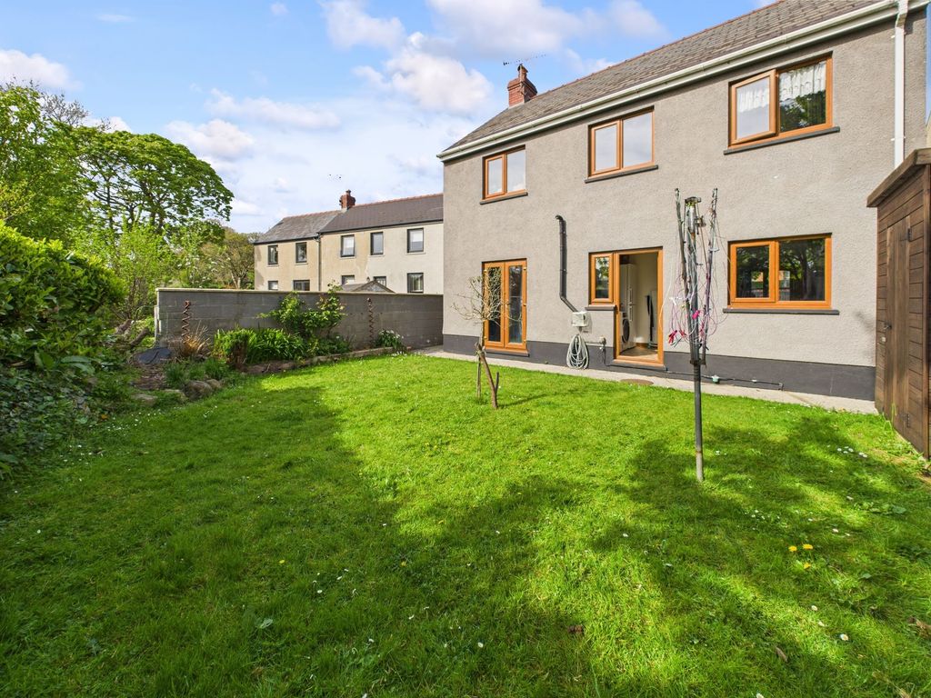 Property photo 3 of 18