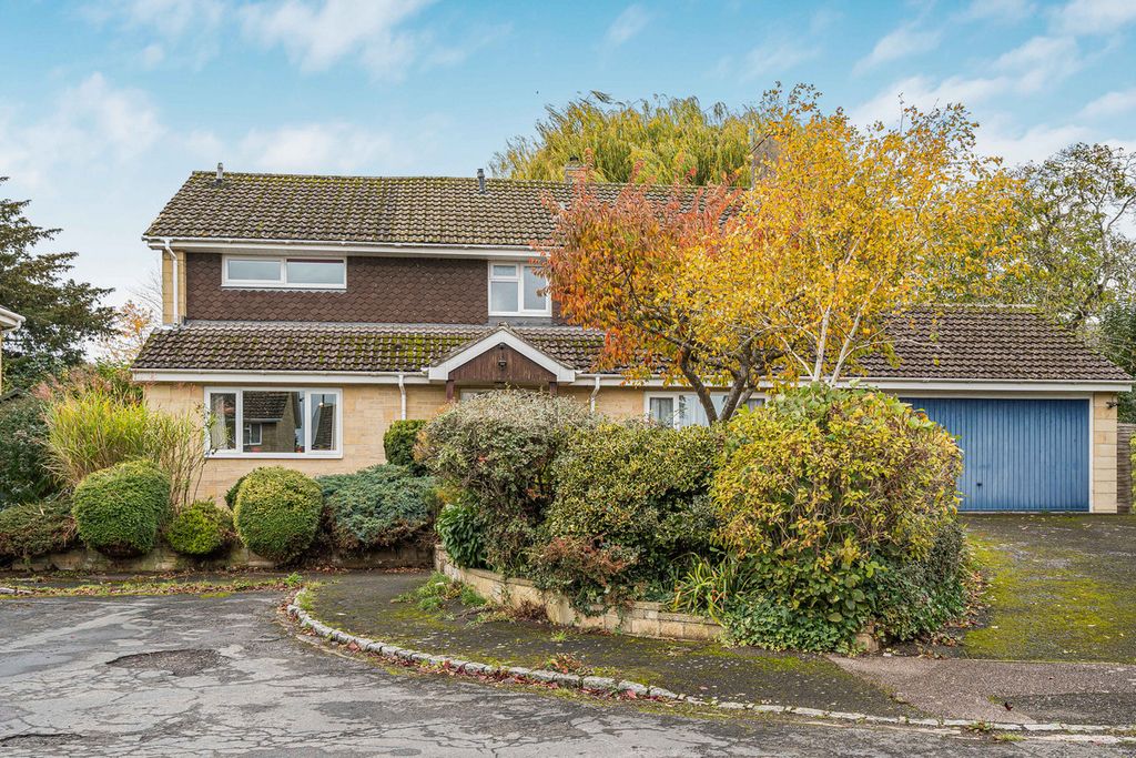 Property photo 1 of 22