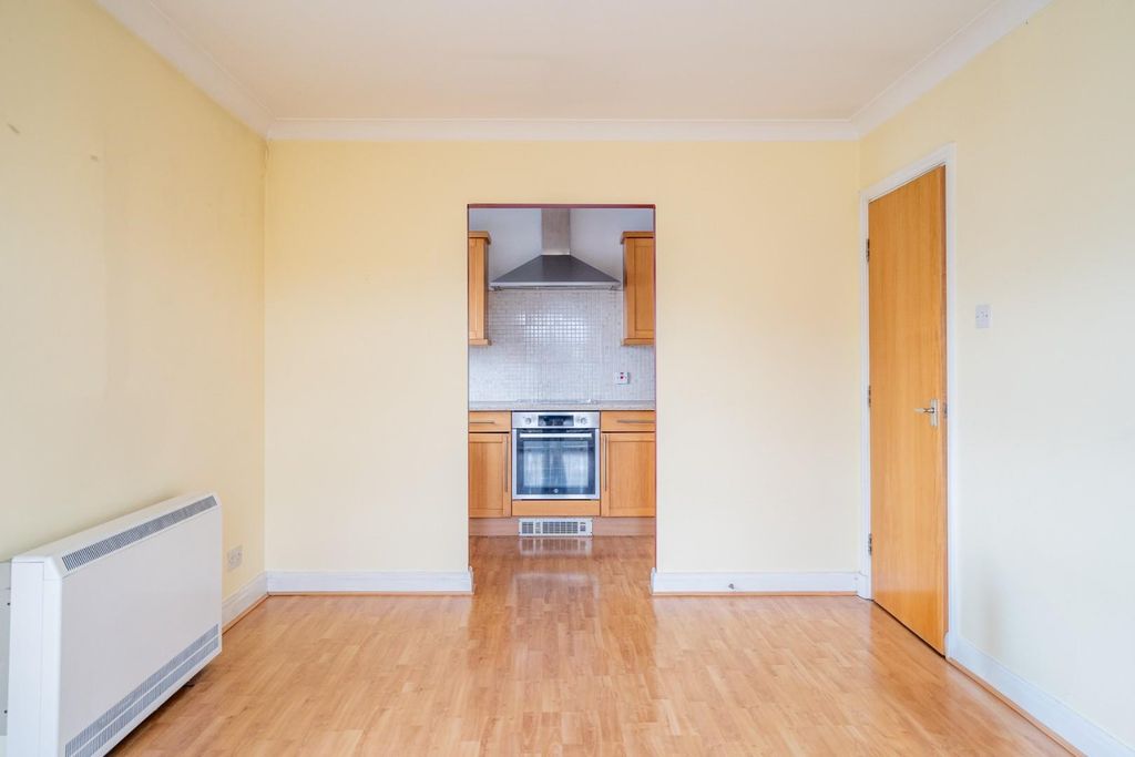 Property photo 3 of 8 Bc-12.Jpg